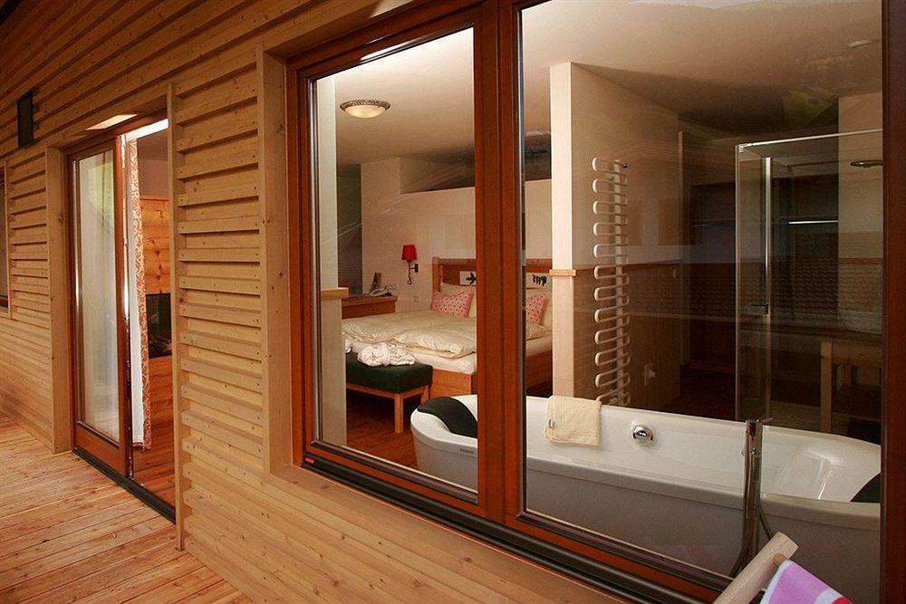 Natur- & Wanderhotel Tuxertal Extérieur photo